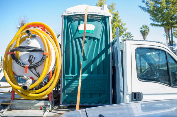 Best Luxury portable toilet rental  in Onarga, IL